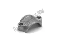 5TG829130000, Yamaha, support, levier inférieur 1 yamaha  wr yfm yfz yz yzf 125 250 350 450 700 2004 2005 2006 2007 2008 2009 2010 2011 2012 2013 2014 2015 2016 2017 2018 2019 2020 2021, Nouveau