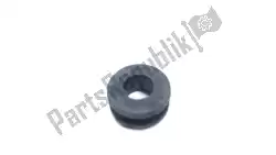 Here you can order the grommet, dia11. 8x4. 0 from Triumph, with part number T3020050: