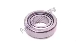 Here you can order the roller bearing from Piaggio Group, with part number AP8110024: