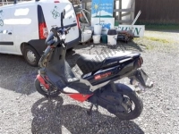 Wszystkie oryginalne i zamienne części do Twojego Aprilia SR 50 H2O NEW DI Tech 2004.