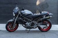 Todas las piezas originales y de repuesto para su Ducati Monster 750 2002.