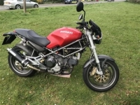 Alle originele en vervangende onderdelen voor uw Ducati Monster 900 2000.