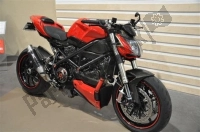 Todas as peças originais e de reposição para seu Ducati Streetfighter 1100 2011.