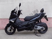 Todas las piezas originales y de repuesto para su Gilera Nexus 125 IE E3 2009.