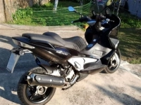 Alle originele en vervangende onderdelen voor uw Gilera Nexus 500 SP E3 2006.