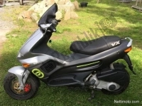 Alle originele en vervangende onderdelen voor uw Gilera Runner 125 VX 4T 2005.