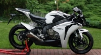 Todas as peças originais e de reposição para seu Honda CBR 1000 RR 2008.