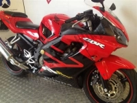 Todas as peças originais e de reposição para seu Honda CBR 600 FS 2002.