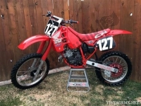 Todas las piezas originales y de repuesto para su Honda CR 125R 1989.