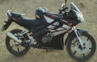 Todas as peças originais e de reposição para seu Honda FES 125 2007.