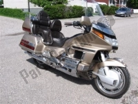 Alle originele en vervangende onderdelen voor uw Honda GL 1500 1988.