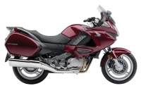 Tutte le parti originali e di ricambio per il tuo Honda NT 700V 2010.