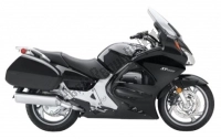 Alle originele en vervangende onderdelen voor uw Honda ST 1300 2006.