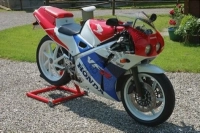 Todas las piezas originales y de repuesto para su Honda VFR 400R3 1991.