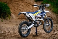 Toutes les pièces d'origine et de rechange pour votre Husqvarna TE 300 2017.