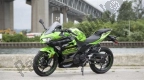 Todas las piezas originales y de repuesto para su Kawasaki EX 400 Ninja SE 2018.