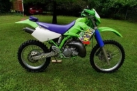 Todas as peças originais e de reposição para seu Kawasaki KDX 200 1997.