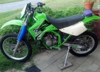 Alle originele en vervangende onderdelen voor uw Kawasaki KDX 200 1998.