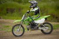 Alle originele en vervangende onderdelen voor uw Kawasaki KLX 110 2006.