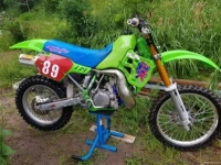 Wszystkie oryginalne i zamienne części do Twojego Kawasaki KX 500 1990.