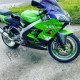 Wszystkie oryginalne i zamienne części do Twojego Kawasaki Ninja ZX 9R 900 2001.