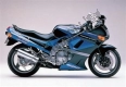 Alle originele en vervangende onderdelen voor uw Kawasaki ZZ R 600 1990.