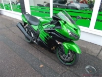 Alle originele en vervangende onderdelen voor uw Kawasaki ZZR 1400 ABS 2015.