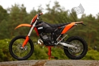 Toutes les pièces d'origine et de rechange pour votre KTM 200 EXC Europe 2009.