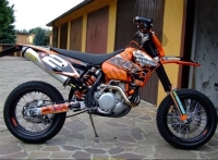 Alle originele en vervangende onderdelen voor uw KTM 525 EXC Racing Australia 2004.