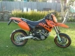 Toutes les pièces d'origine et de rechange pour votre KTM 640 LC4 Supermoto United Kingdom 972238 2003.