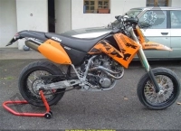 All original and replacement parts for your KTM 660 SMC United Kingdom 2003.