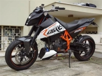 Toutes les pièces d'origine et de rechange pour votre KTM 690 Duke Black Australia United Kingdom 2011.