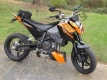 Alle originele en vervangende onderdelen voor uw KTM 690 Duke Black Europe 2010.