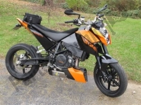 Alle originele en vervangende onderdelen voor uw KTM 690 Duke Orange Japan 2010.