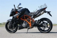 Todas as peças originais e de reposição para seu KTM 990 Super Duke Black Europe 2008.