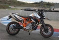 Alle originele en vervangende onderdelen voor uw KTM 990 Supermoto R Australia United Kingdom 2010.