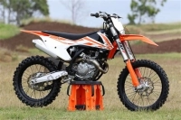 All original and replacement parts for your KTM 450 SX-F EU 2017.