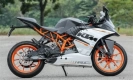 Todas las piezas originales y de repuesto para su KTM RC 250 White ABS B D 15 Europe 2015.