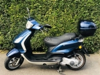 All original and replacement parts for your Piaggio FLY 150 4T 2009.