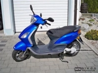 Alle originele en vervangende onderdelen voor uw Piaggio FLY 50 4T 2007.