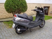 All original and replacement parts for your Piaggio X9 200 Evolution 2004.