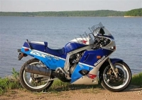 Toutes les pièces d'origine et de rechange pour votre Suzuki GSX R 1100 1988.