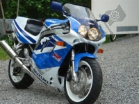 Todas as peças originais e de reposição para seu Suzuki GSX R 1100 1991.