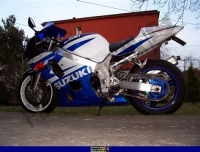 Toutes les pièces d'origine et de rechange pour votre Suzuki GSX R 600 2002.