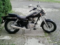 Wszystkie oryginalne i zamienne części do Twojego Suzuki GZ 125 Marauder 1998.