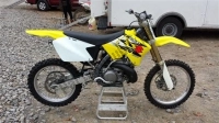 Toutes les pièces d'origine et de rechange pour votre Suzuki RM 250 2004.