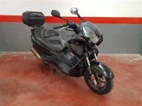 All original and replacement parts for your Suzuki UH 200 Burgman 2007.