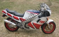 Wszystkie oryginalne i zamienne części do Twojego Yamaha FZR 1000 1995.