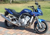 Wszystkie oryginalne i zamienne części do Twojego Yamaha FZS 1000 Fazer 2001.