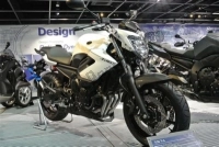 Wszystkie oryginalne i zamienne części do Twojego Yamaha XJ6 NA 600 2016.